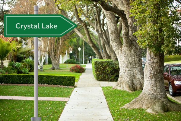 Street sign for crystal lake chiropractor near me